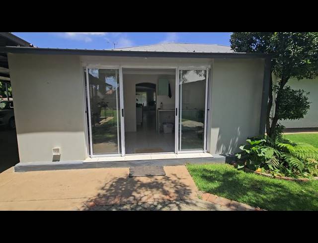 5 BEDROOM HOUSE FOR SALE IN THREE RIVERS